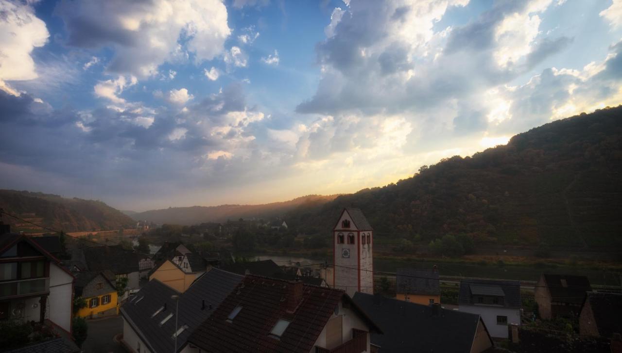 Ferienwohnungen Haus Am Wuerzlaysteig Lehmen Extérieur photo