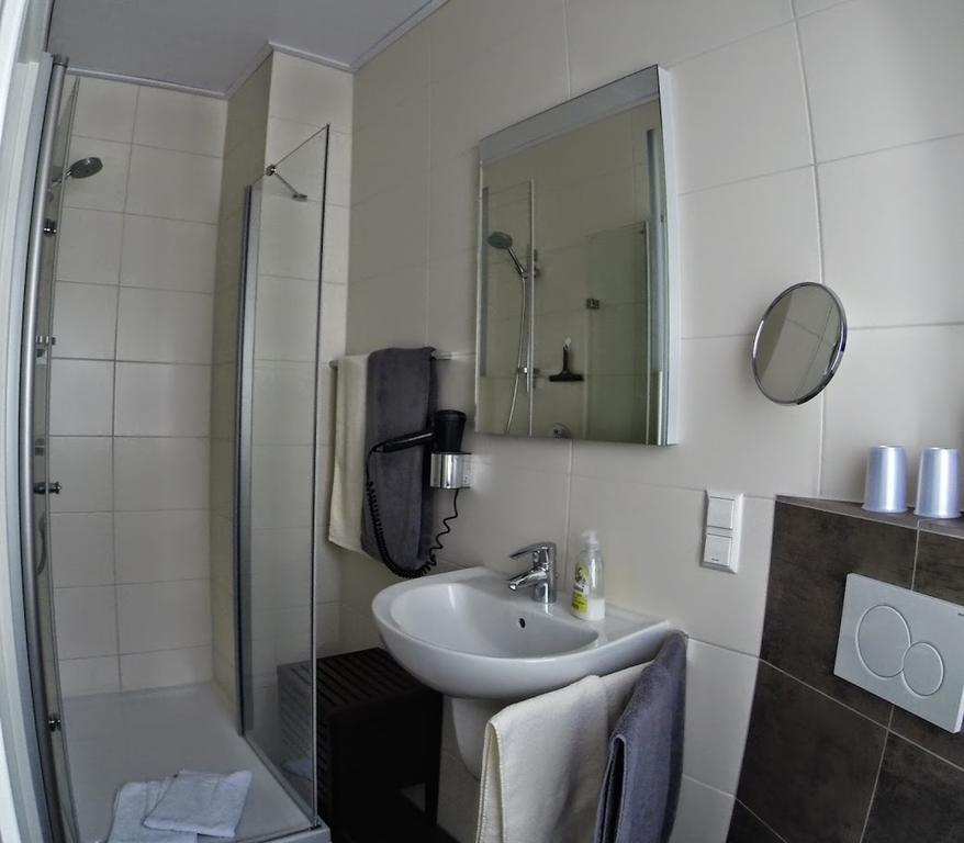 Ferienwohnungen Haus Am Wuerzlaysteig Lehmen Chambre photo