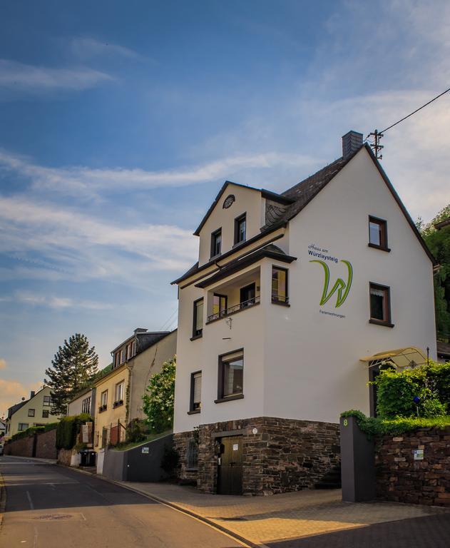 Ferienwohnungen Haus Am Wuerzlaysteig Lehmen Extérieur photo