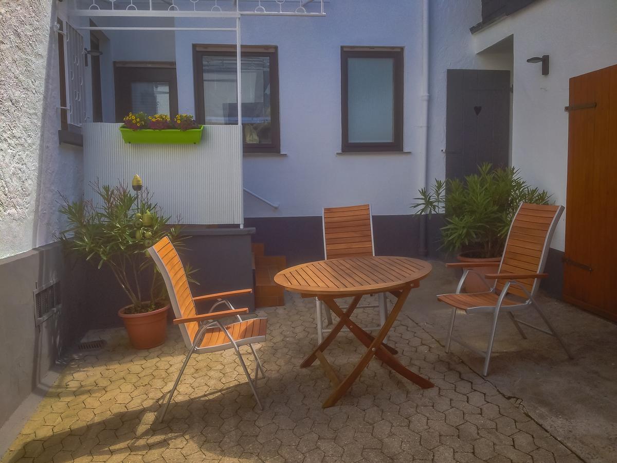 Ferienwohnungen Haus Am Wuerzlaysteig Lehmen Extérieur photo